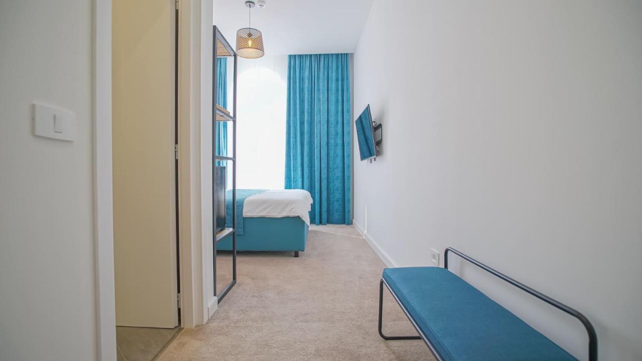 Zoom Rooms Брашов Екстериор снимка