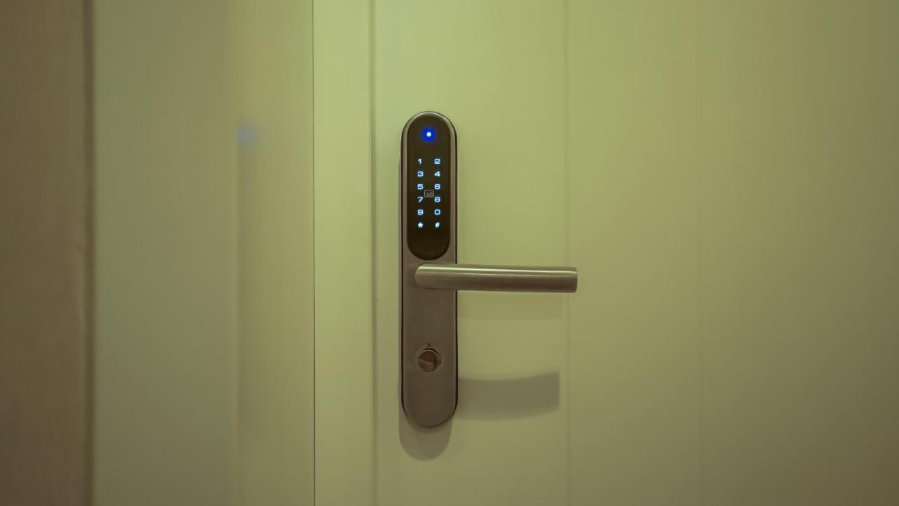 Zoom Rooms Брашов Екстериор снимка