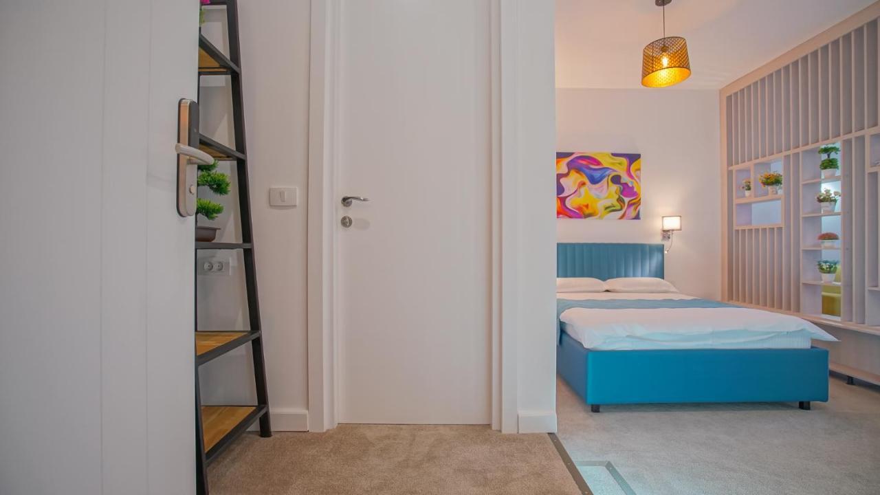 Zoom Rooms Брашов Екстериор снимка